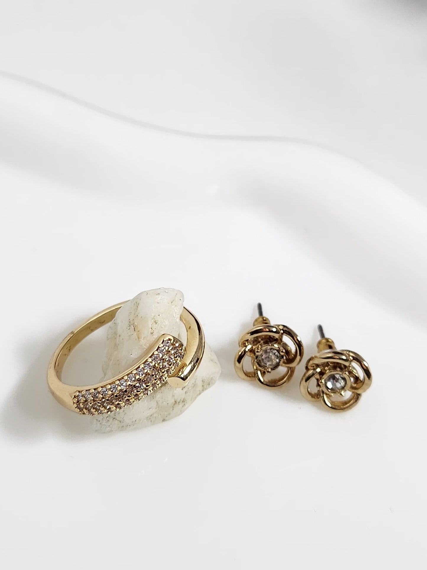 Anillo + Aros | Acero dorado