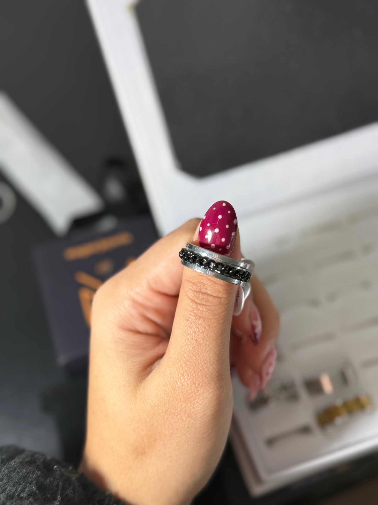 Anillo troquel negro | Acero