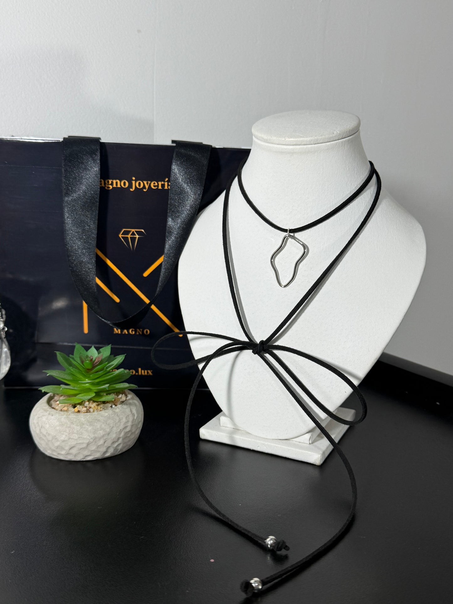 Choker | nube