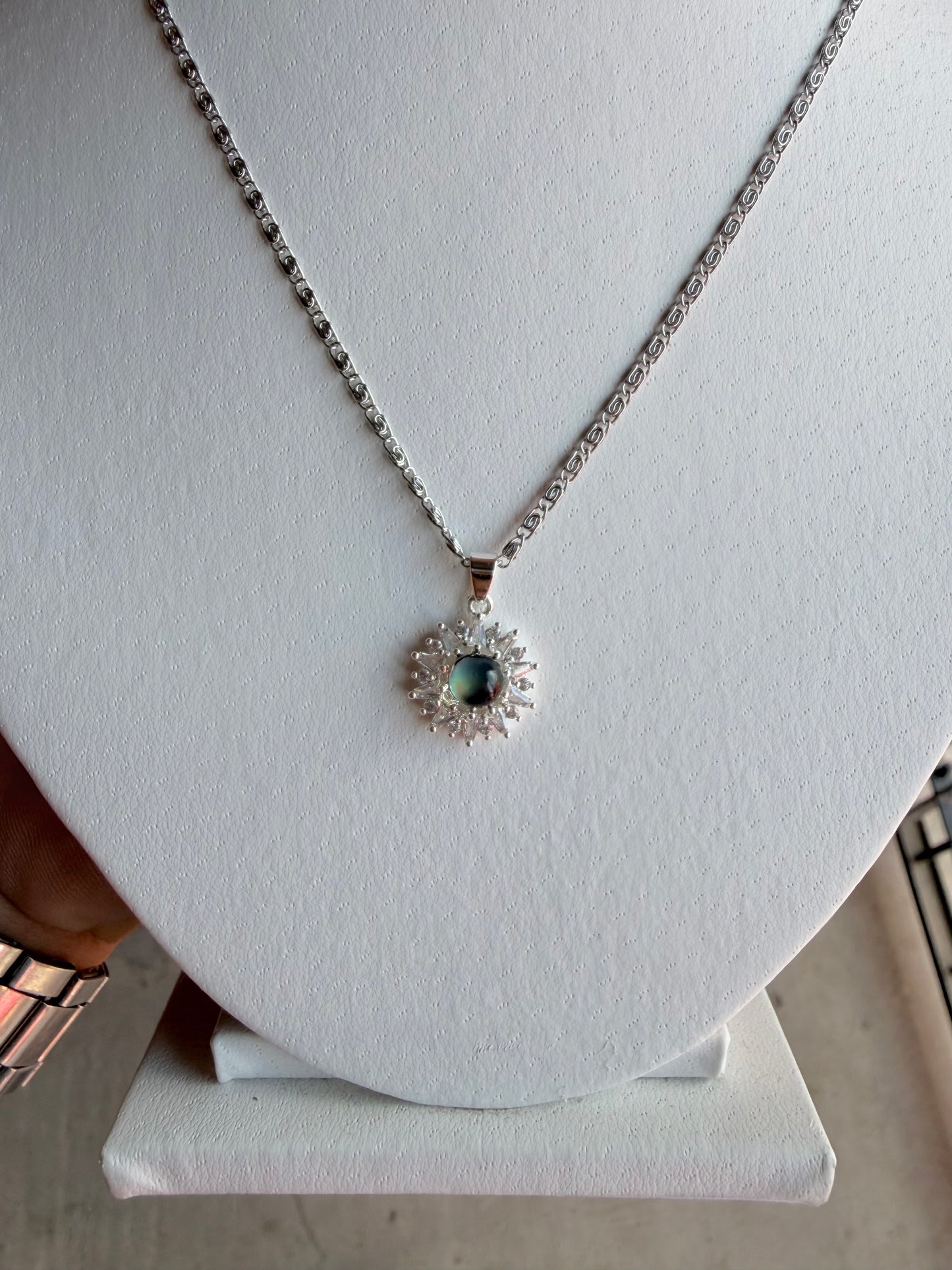 Combo cadena más dije femenina acero blanco