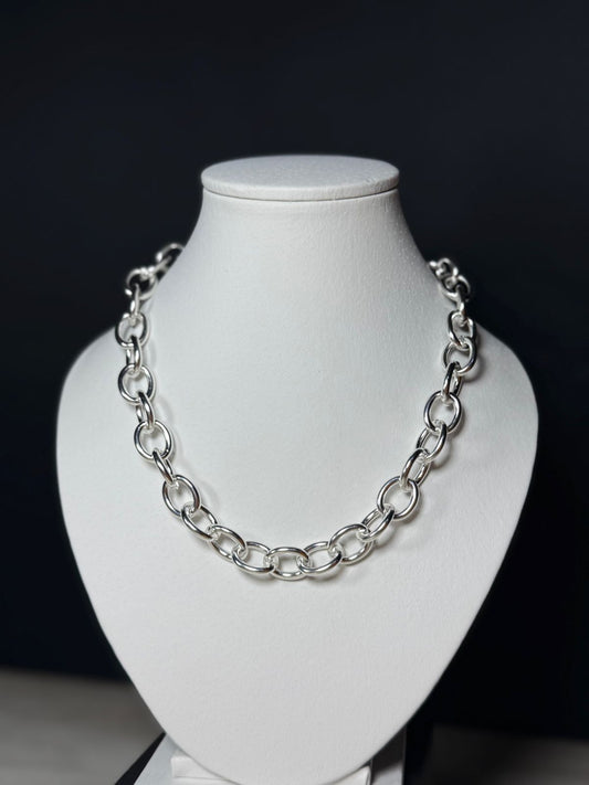 Cadena Ovalos, femenina