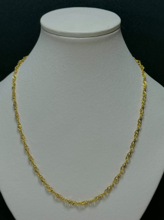 Cadena bañada en Oro